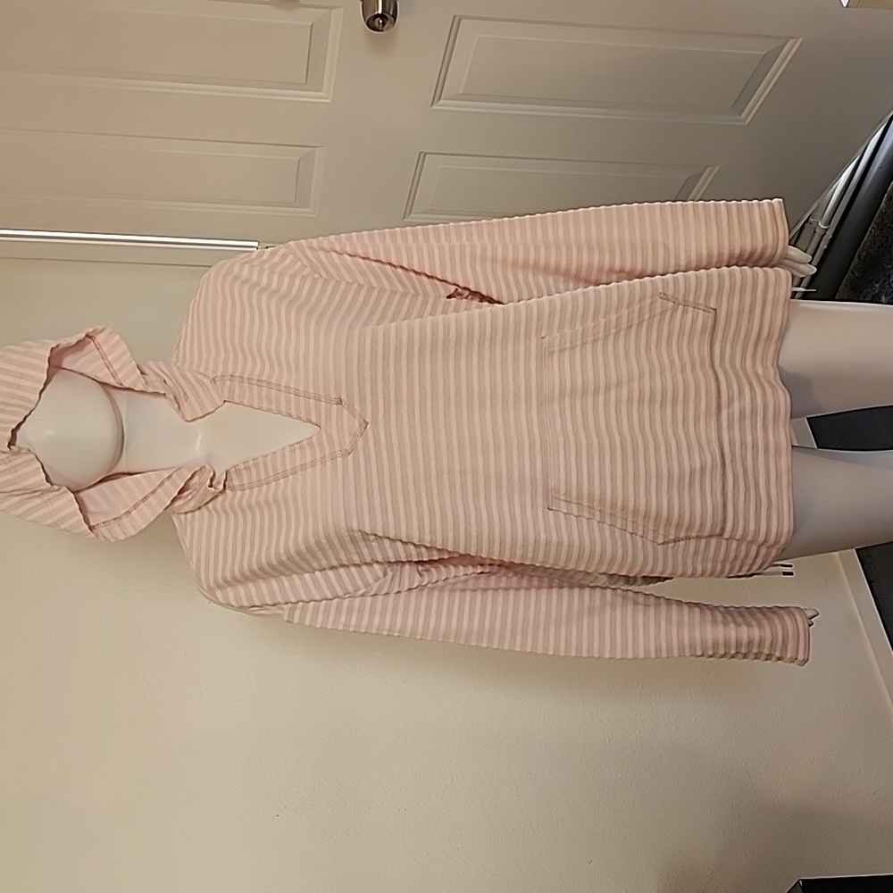 Long sleeve sweater hoodie